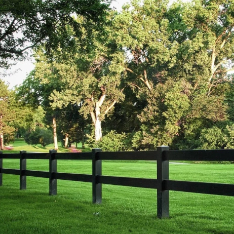 Vinyl fence with 2 rails, height 91.44 cm, length 2.4 m - black Vinyl fence with 2 rails, height 91.44 cm, length 2.4 m - black